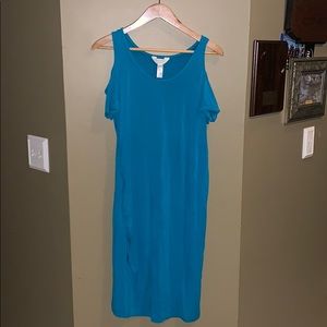 MATERNITY Three Seasons Maternity Dress